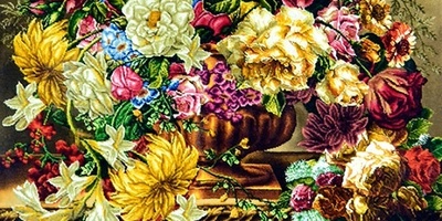 تابلو فرش دستباف گل و گلدان مسی